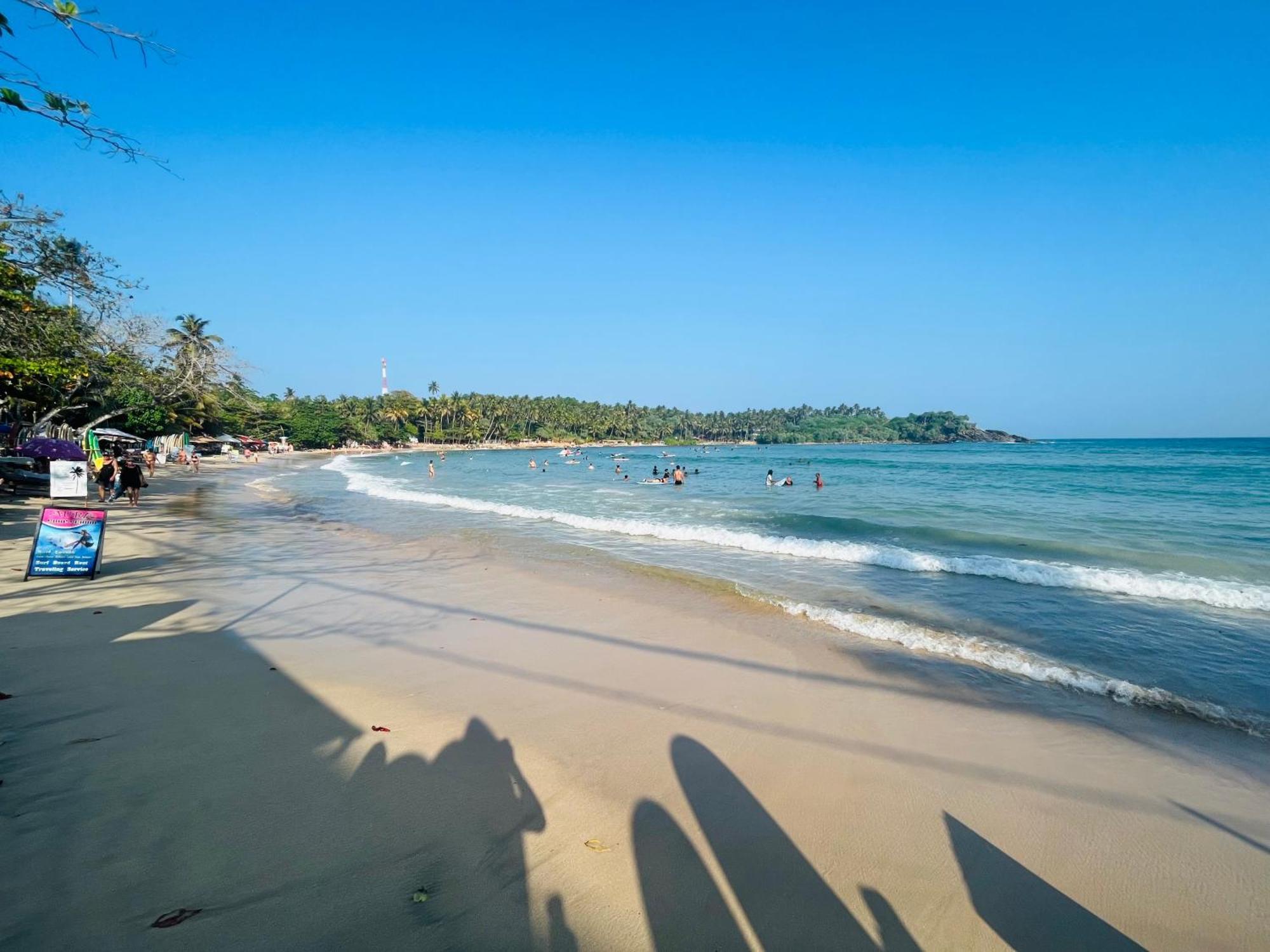 Devon Surf . Inn - Hiriketiya ดิคเวลลา ภายนอก รูปภาพ